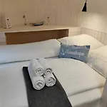 Apartment Tiny Iglookarlsson Belau